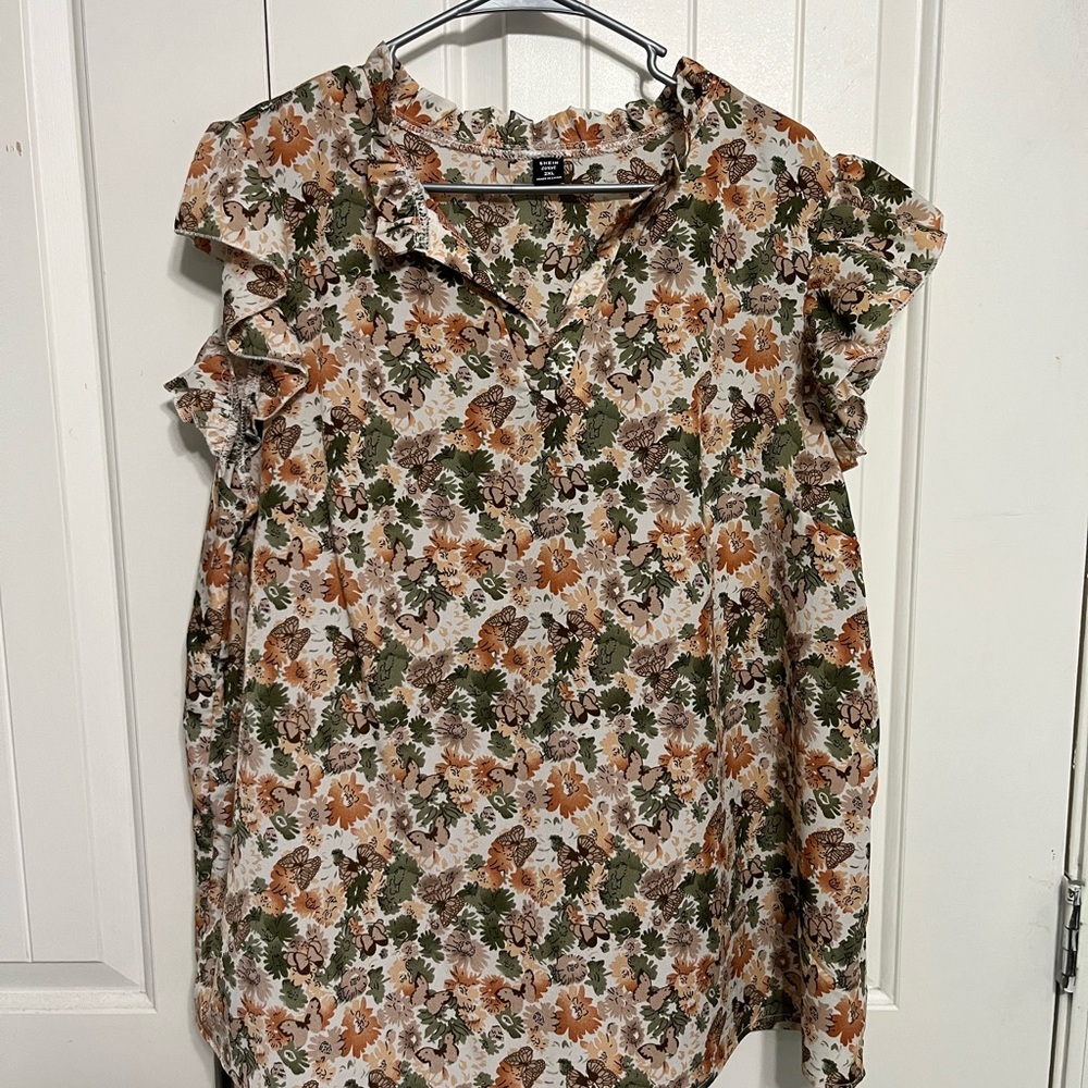 SHEIN Orange and Green Flutter Sleeve Polo Blouse